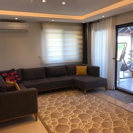 Mare Villa