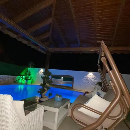 Mare Villa Cesme